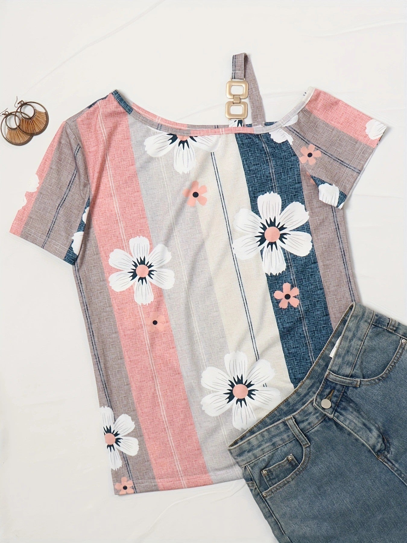 Floral Print Button Knit Cold Shoulder Tee