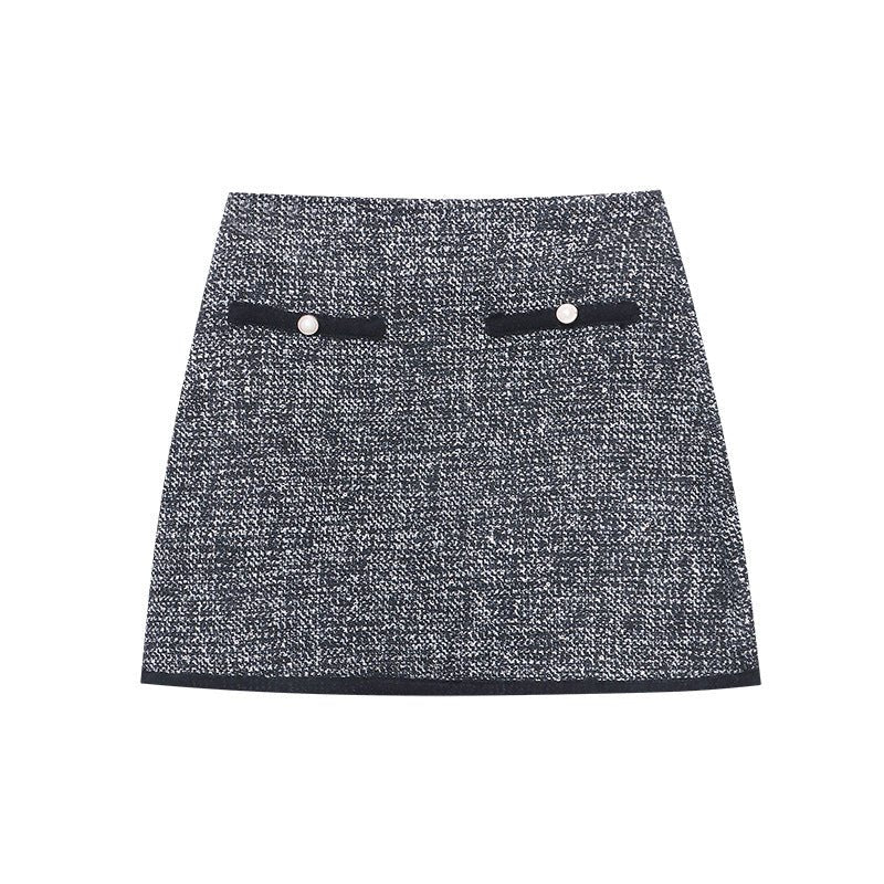Chic French A-Line Skirt: Elegance meets quality construction