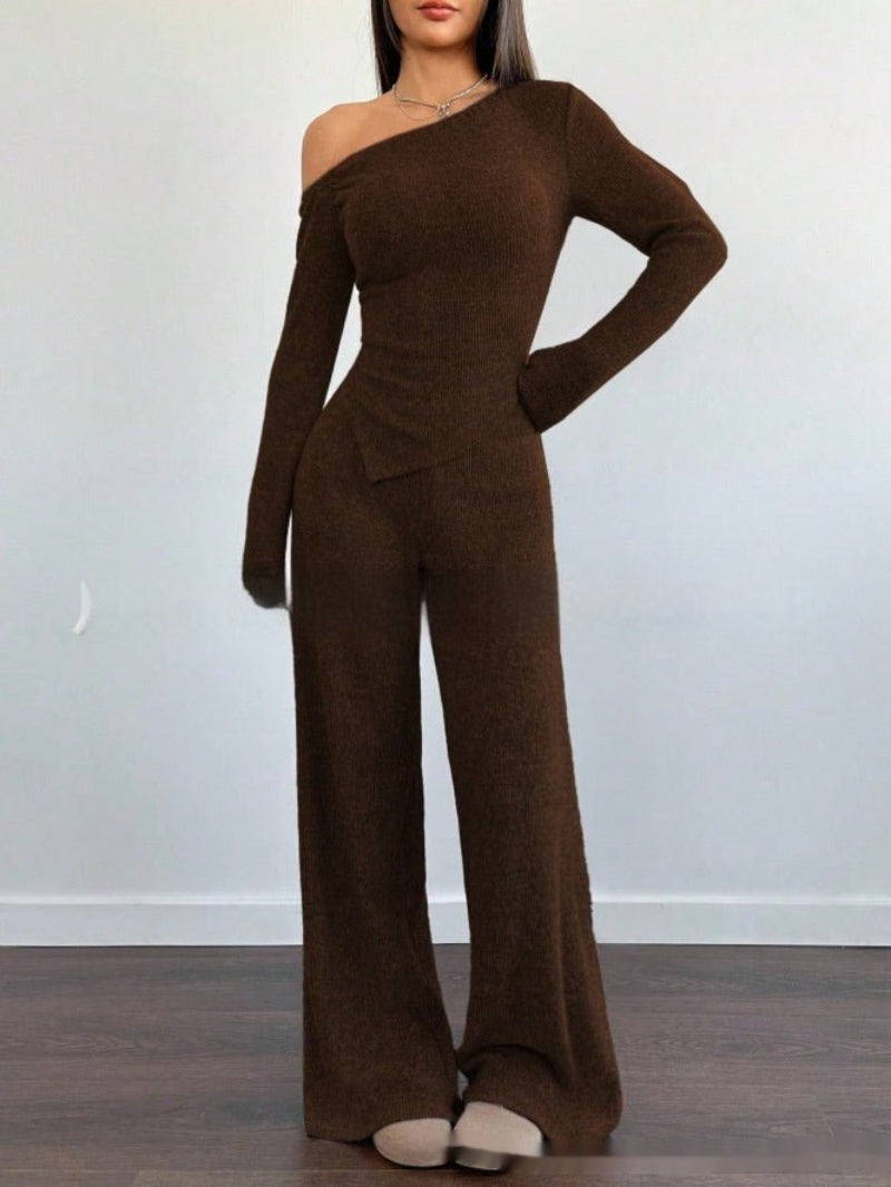 Simple Shoulder Graceful Top and Pants Suit for Women